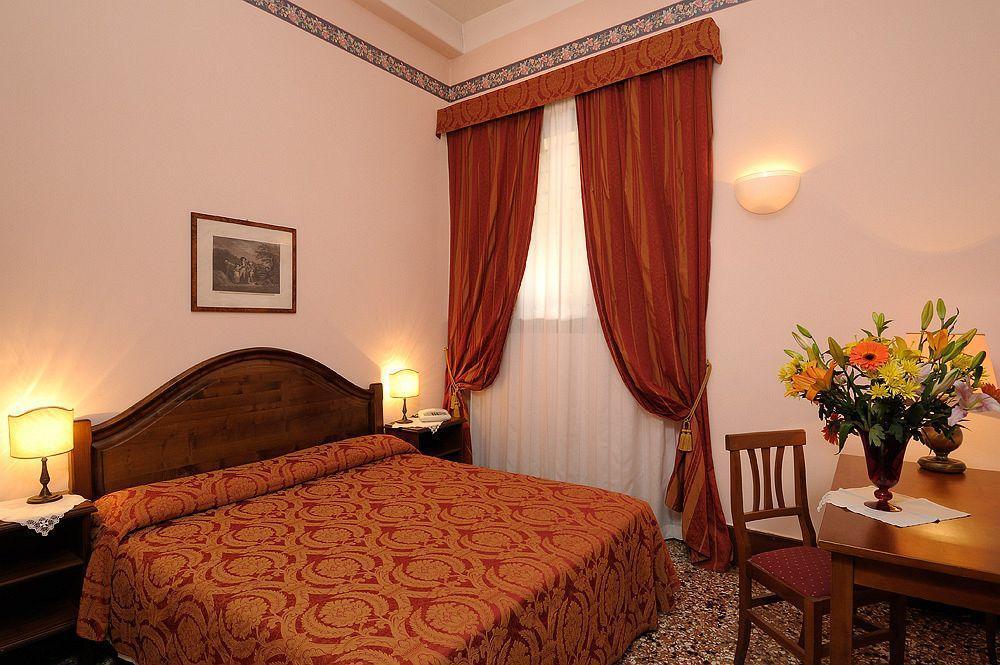 De L'Alboro Hotel Venesia Bagian luar foto